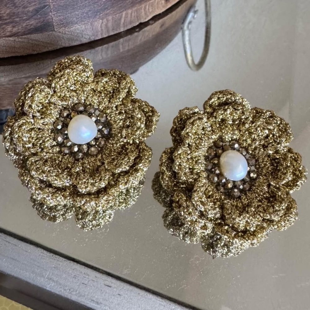 Gold Floral Earrings
